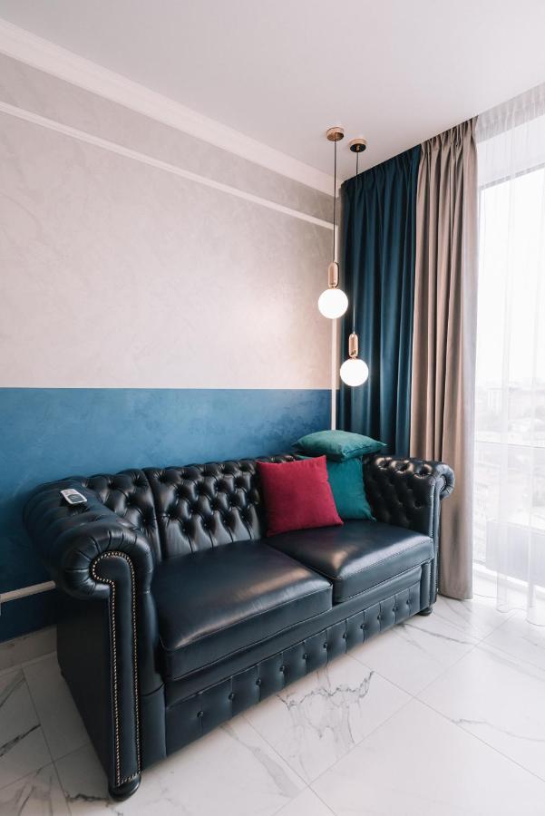Royal Tower Vip Smart Apartments 3 Kyiv Exterior photo
